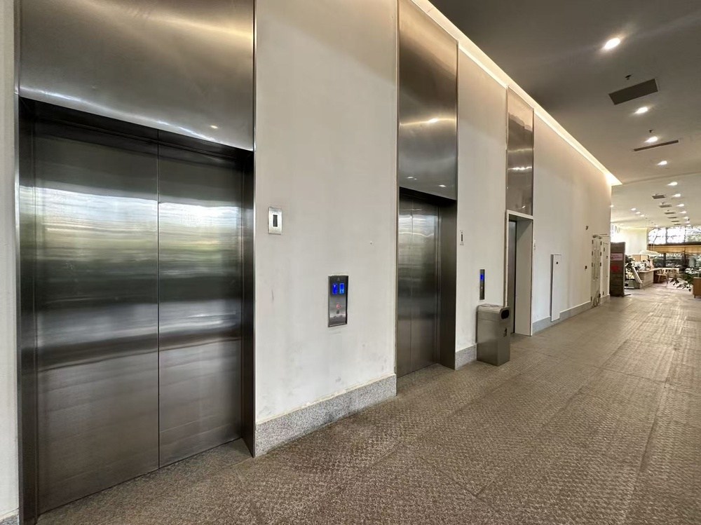 电梯厅1